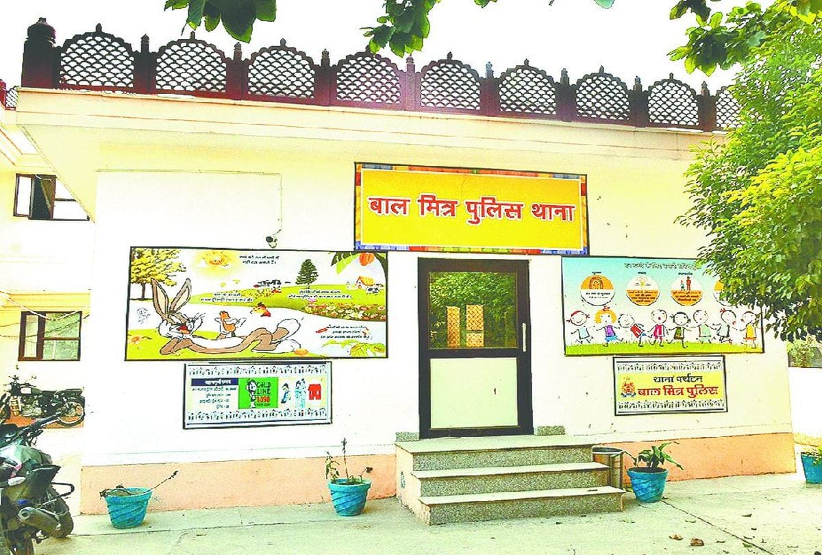 only one constable deployed at bal mitra thana in agra