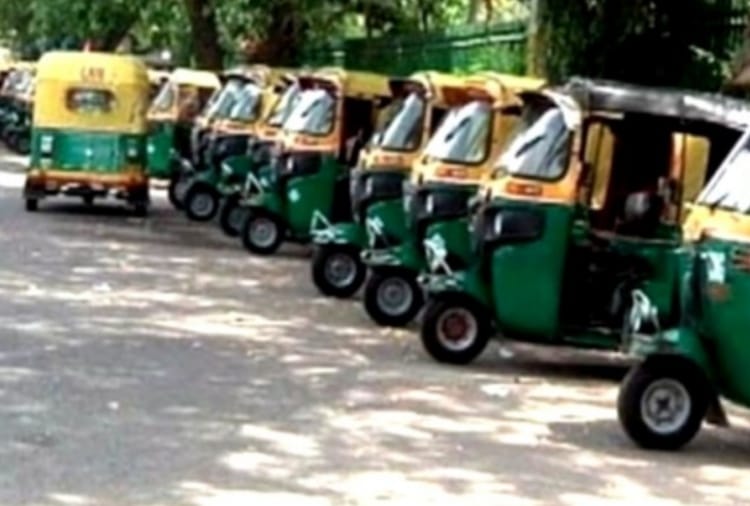 Auto drivers increase fares three times, people complain, action will be taken: STA