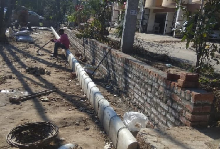 Mohali and Chandigarh officials face to face over the issue of Border dispute