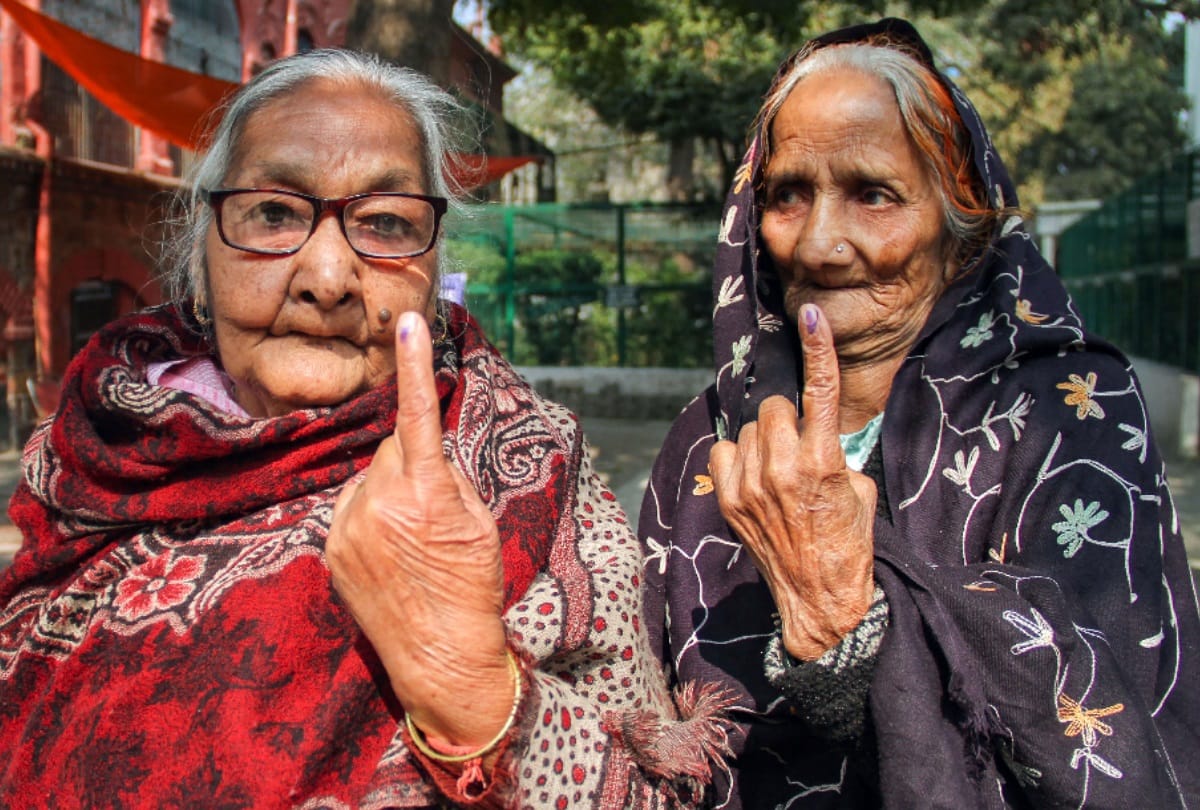 Delhi Assembly Elections: entire barati reached with groom to vote in laxmi nagar