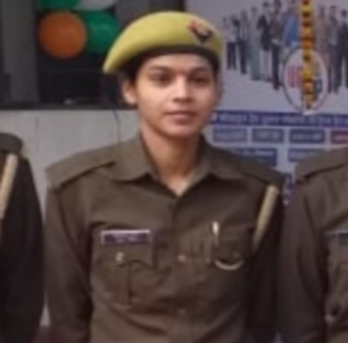 Female constable committed suicide hanged in phulpur azamgarh