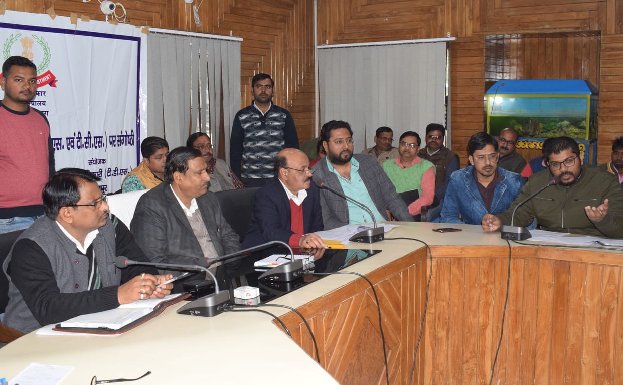 gram panchayat should get tin with in one week