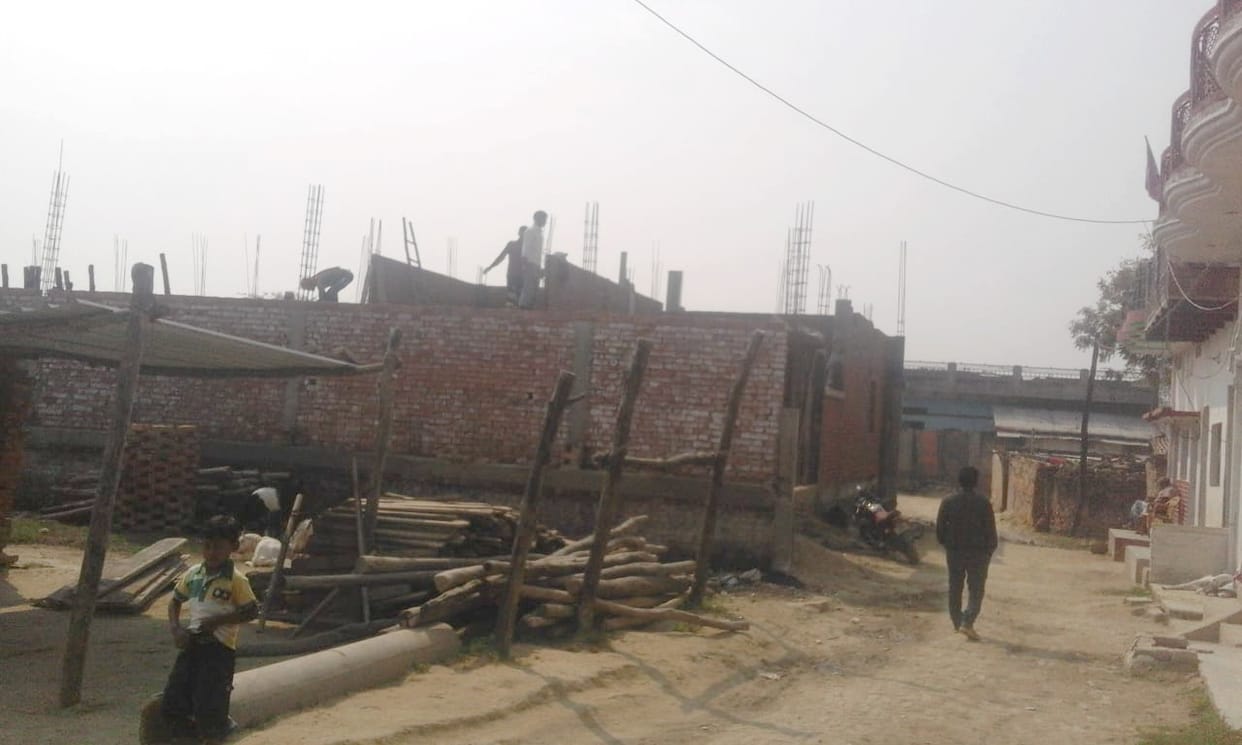 Two people scorched in bhadohi