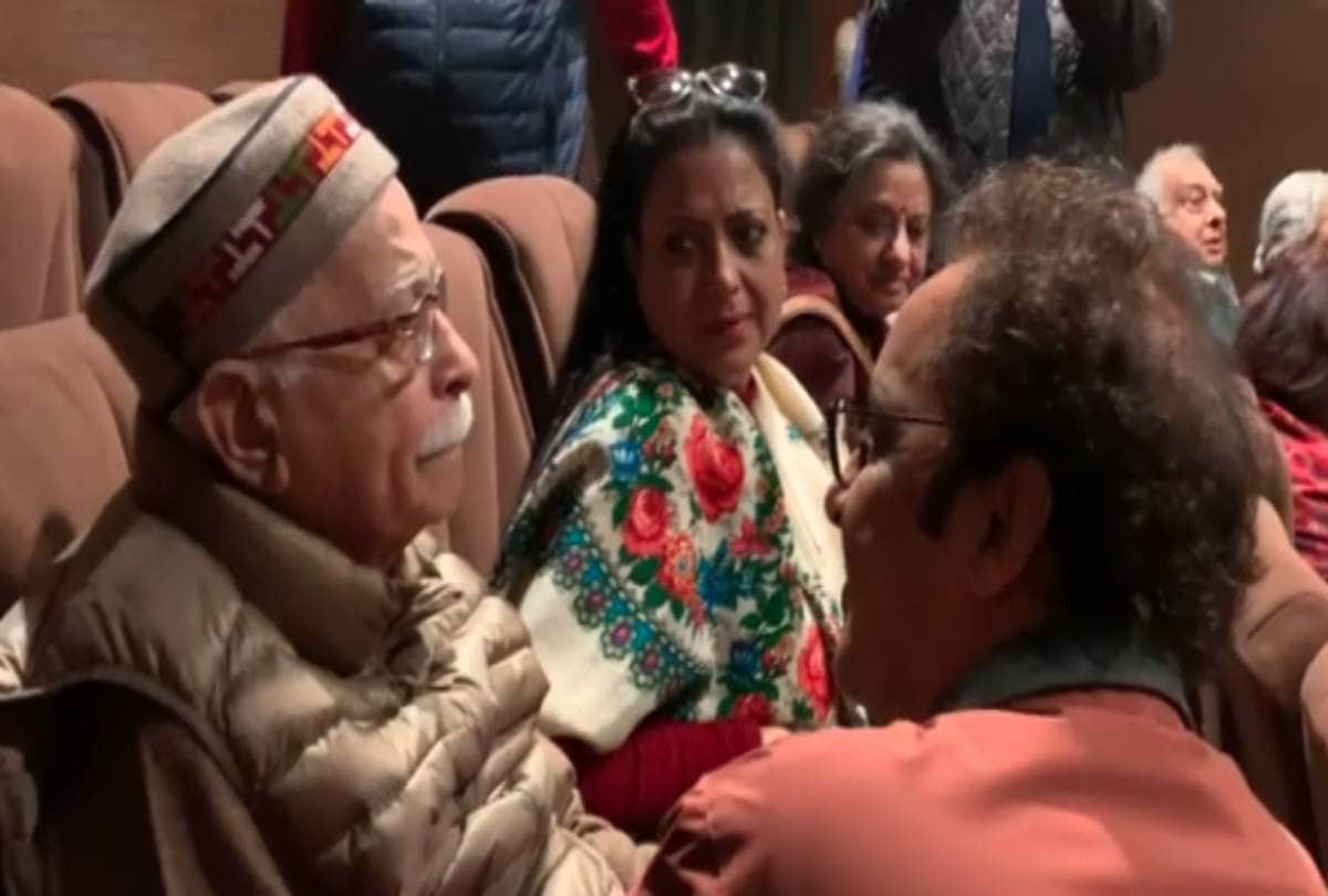 Lal Krishna Advani gets emotional to watch Vidhu Vinod Chopra film Shikara