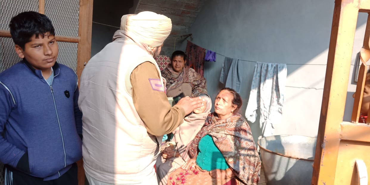 stolen in house, cash stolen, police, fatehabad