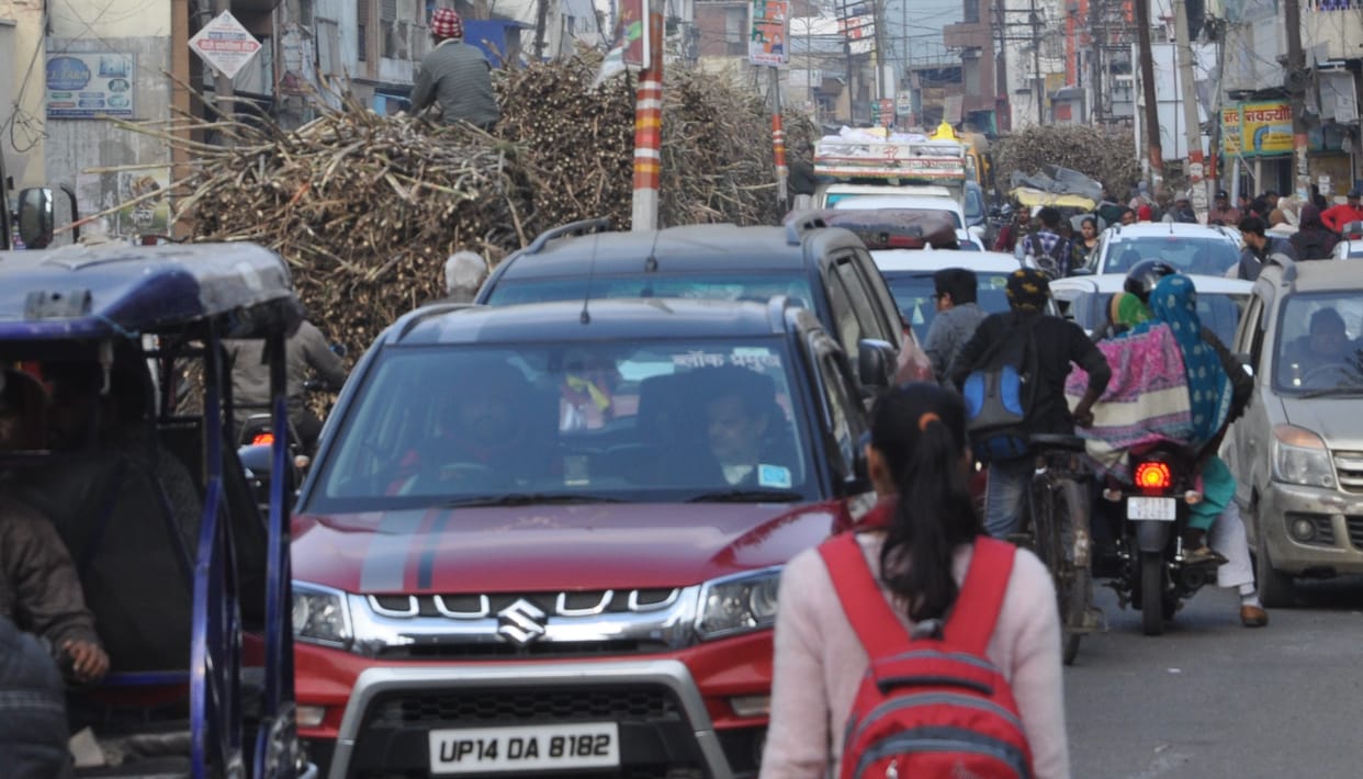Mill remained closed for five hours, people struggling in jam