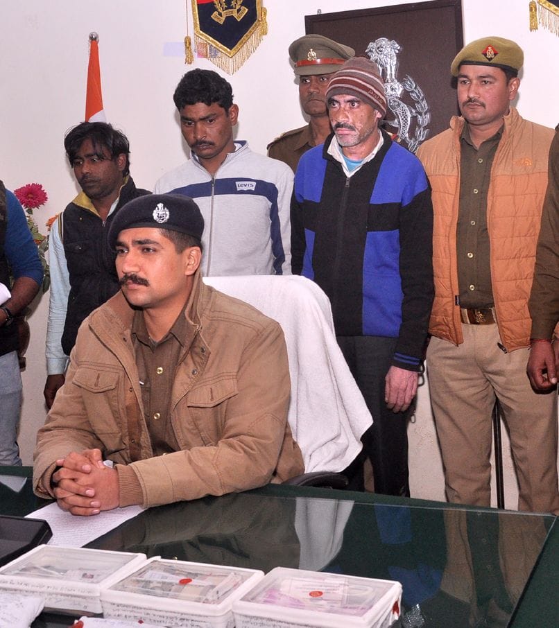 Muzaffarnagar News: theft of five lakh revealed