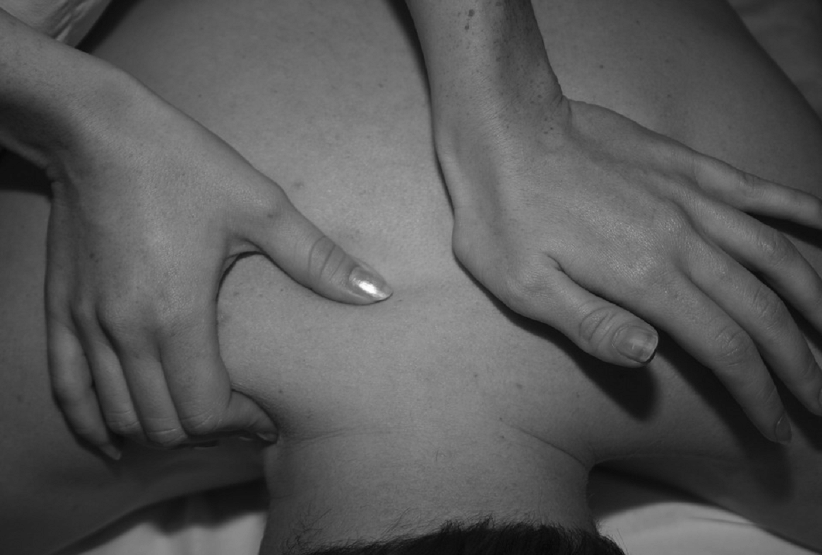 man beaten up when refused to sex at massage parlour in dubai