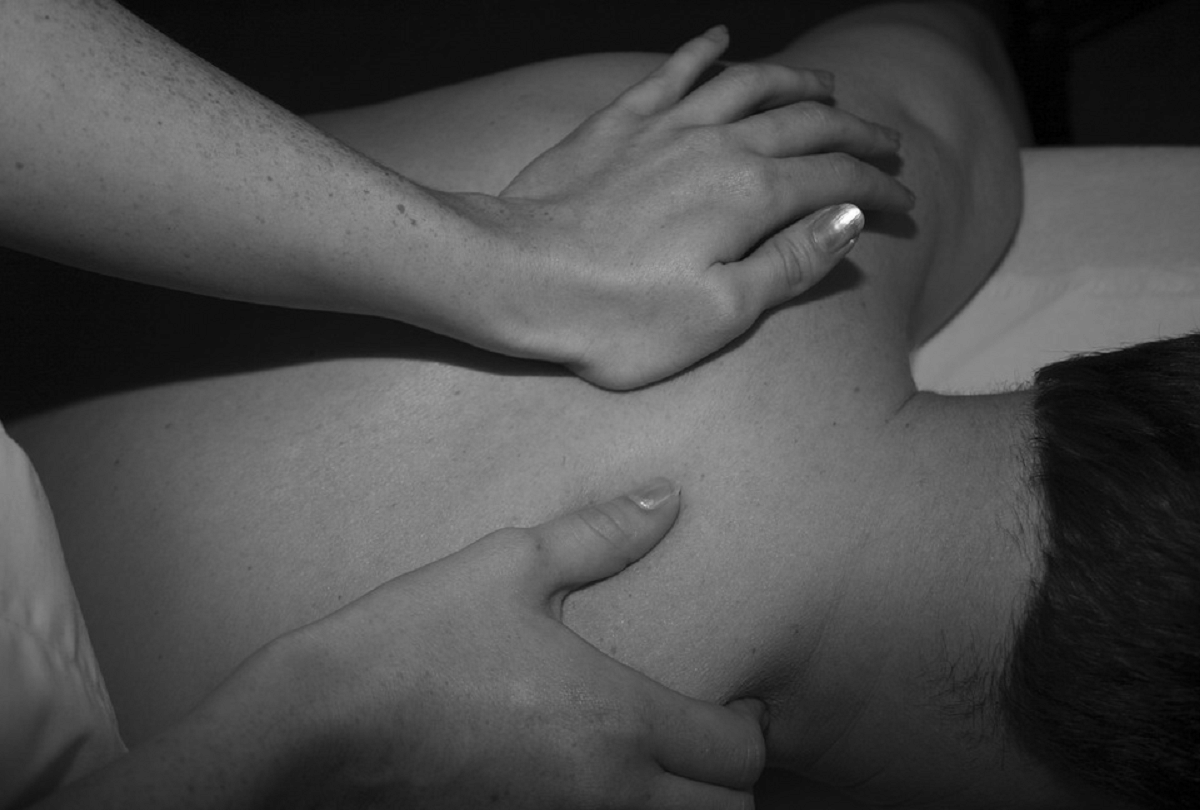 man beaten up when refused to sex at massage parlour in dubai