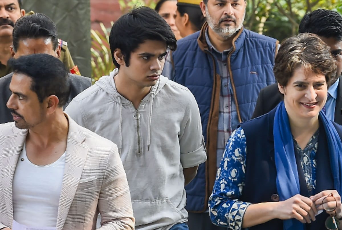 Delhi election 2020 priyanka gandhi son raihan vadra vote first time is happy want delhi best city