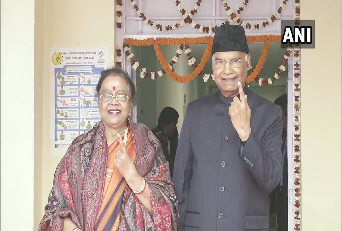 Delhi Assembly Election 2020 High profile voters Live Updates during polls BJP AAP Congress leaders