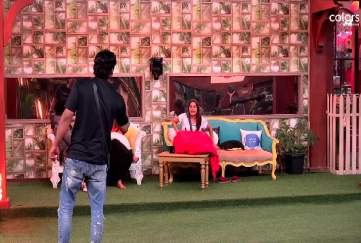 Bigg Boss 13 latest news Sidharth Shukla Shehnaz Kaur Gill fight related with Paras Chhabra immunity