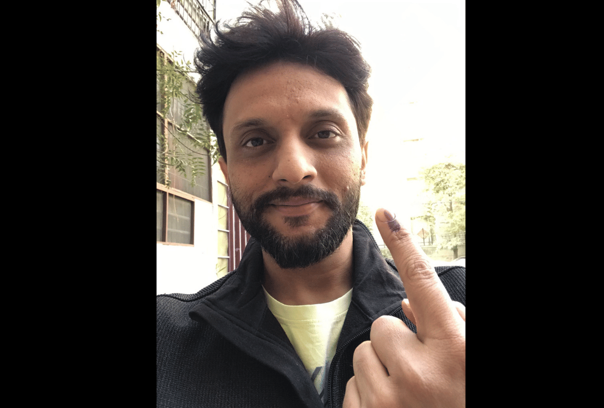 Delhi Assembly Election 2020 taapsee pannu swara bhaskar and many star cast vote