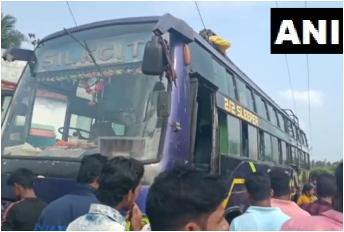 Odisha bus caught fire after come in contact with 11 kv electric wire 6 died 40 injured