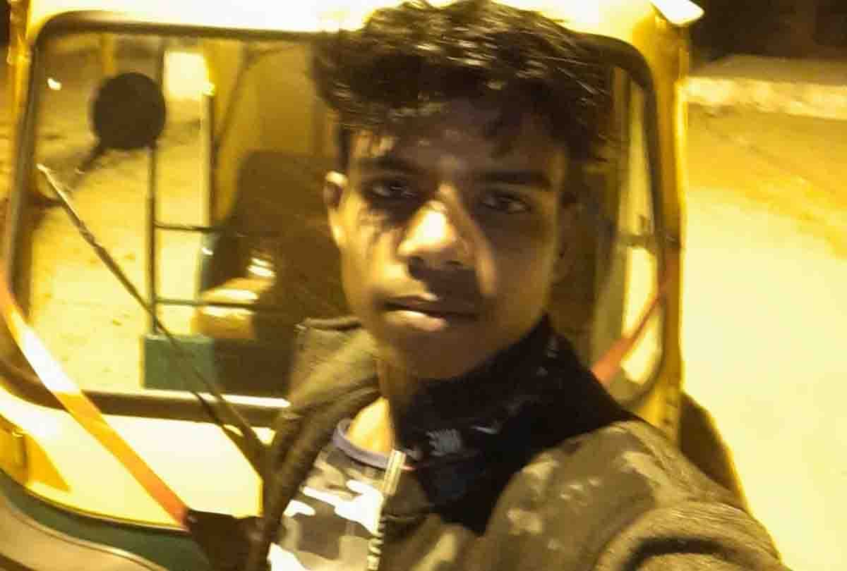 Friends murdered auto driver in a dispute over the sharing of stolen money