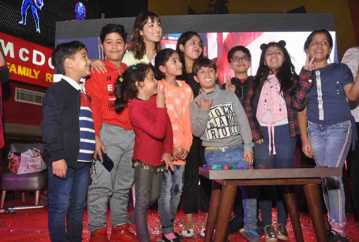 Yami Gautam had a lot of fun with little ones in Kanpur