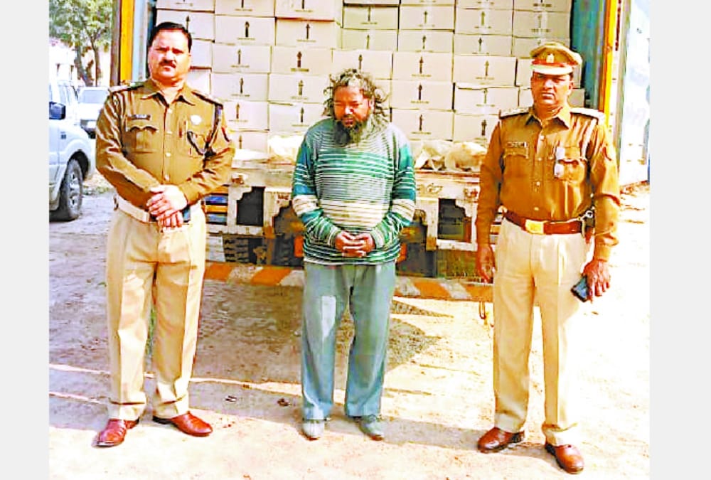 STF catches 75 lakh rupees wine in raebareli.
