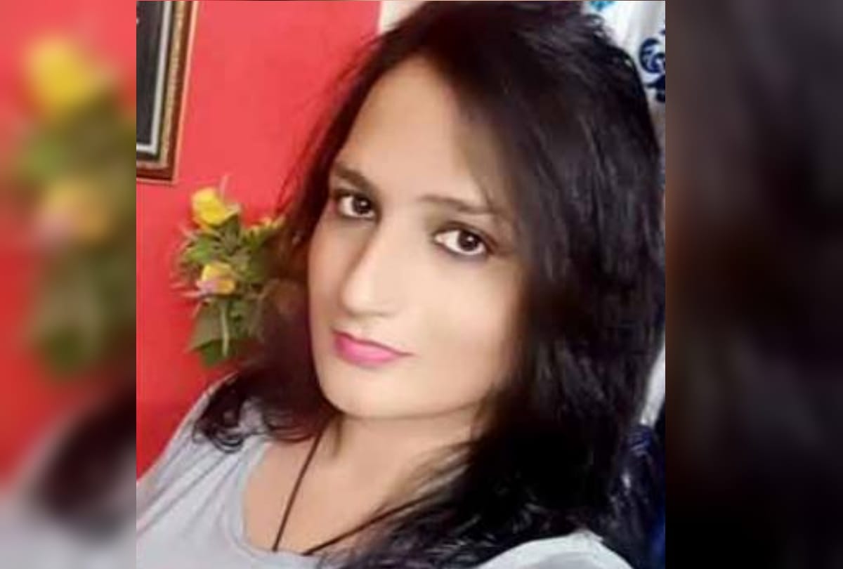 Rajesh pandey become sonia after gender change railway staff faces identity crisis in Gorakhpur