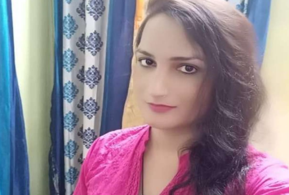 Rajesh pandey become sonia after gender change railway staff faces identity crisis in Gorakhpur