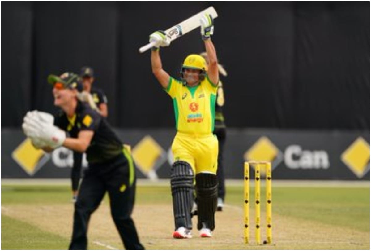 Sachin Tendulkar In Bushfire Cricket Bash Match Hits Four Off Ellyse Perry