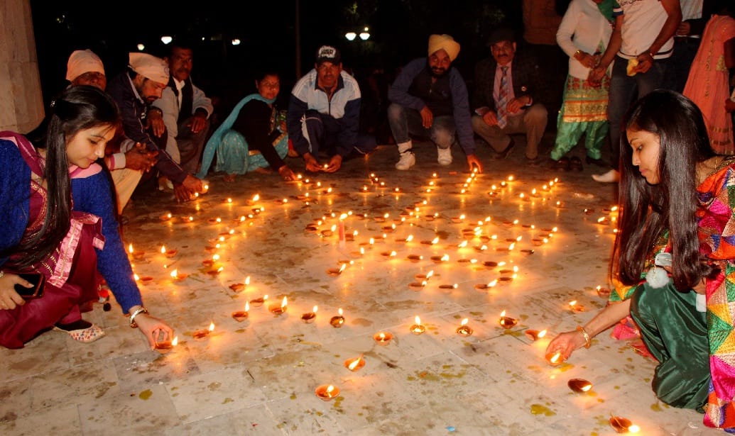 Deepen the lamp at Saint Ravidas door in varanasi