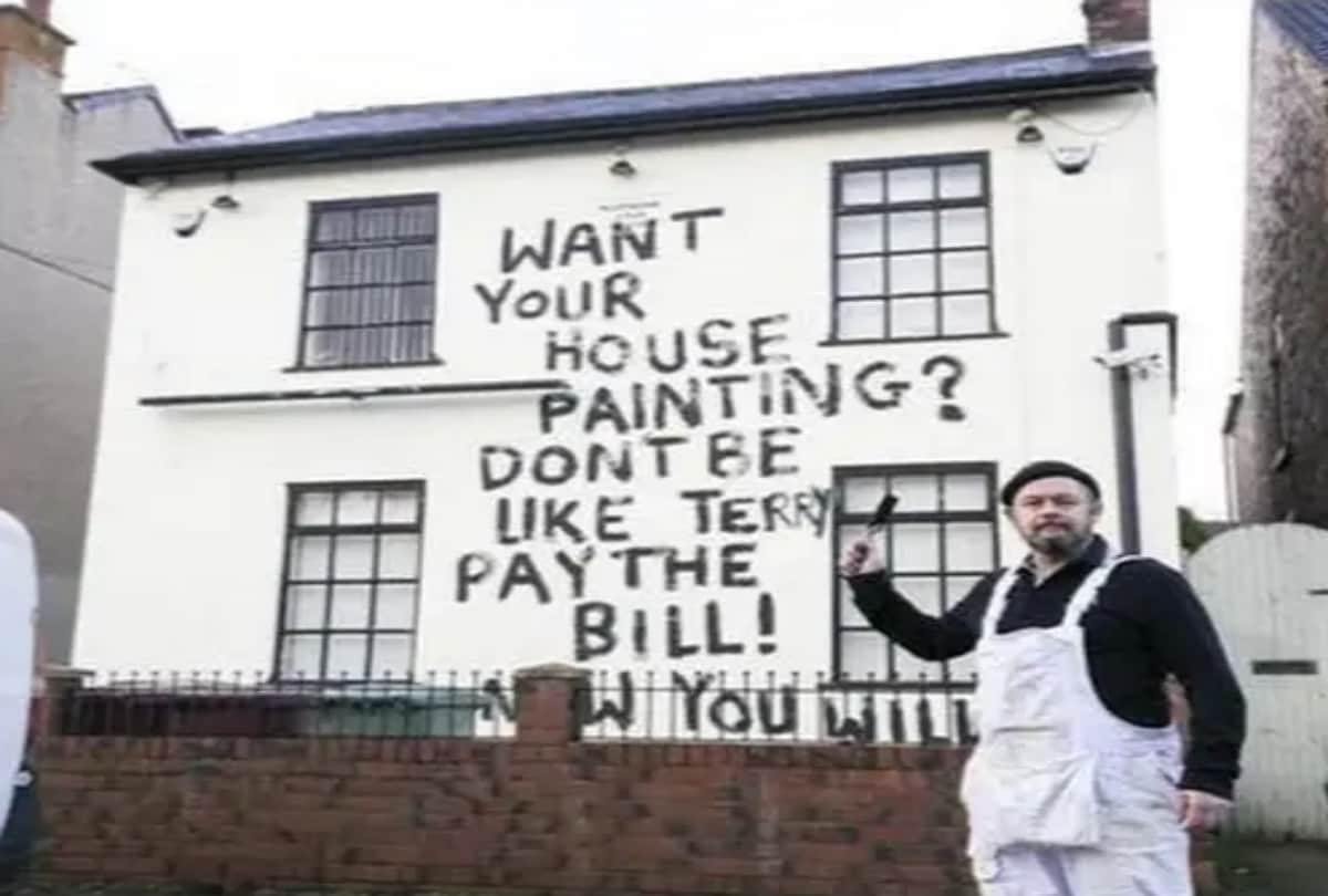 england viral painter writes angry message on building after not getting wages