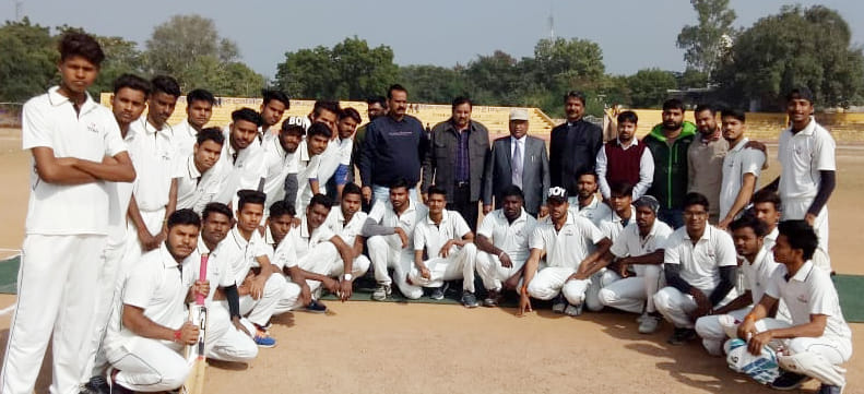 lalitpur and bhopal in finale