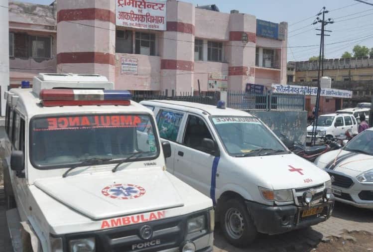 Over 1500 Ambulances Running Against Standard In City Of Tajmahal