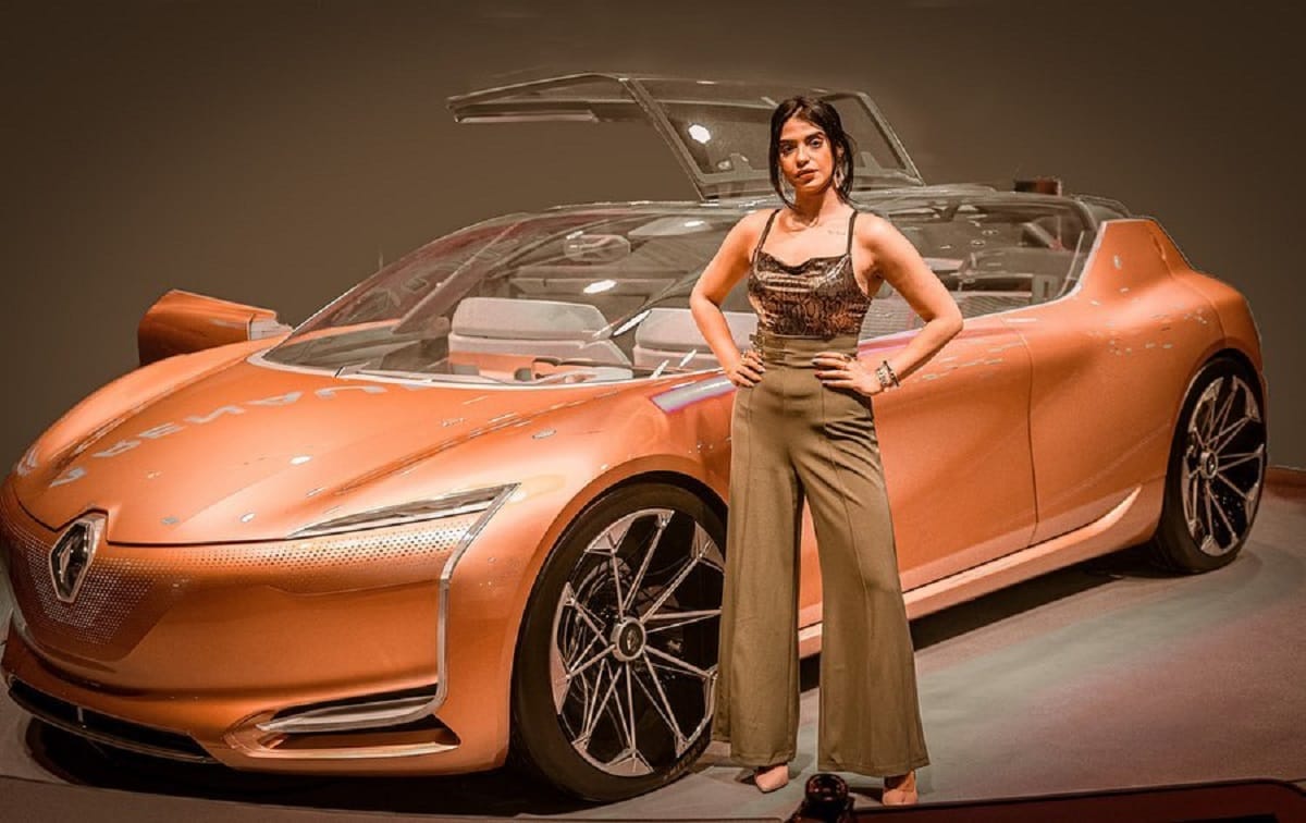 These decade old top car features are missing in latest car models, which attracted you when purchased