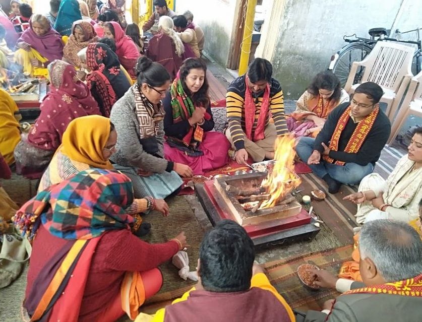 Virat Deep Yagya and five Kundiya Yagya organized