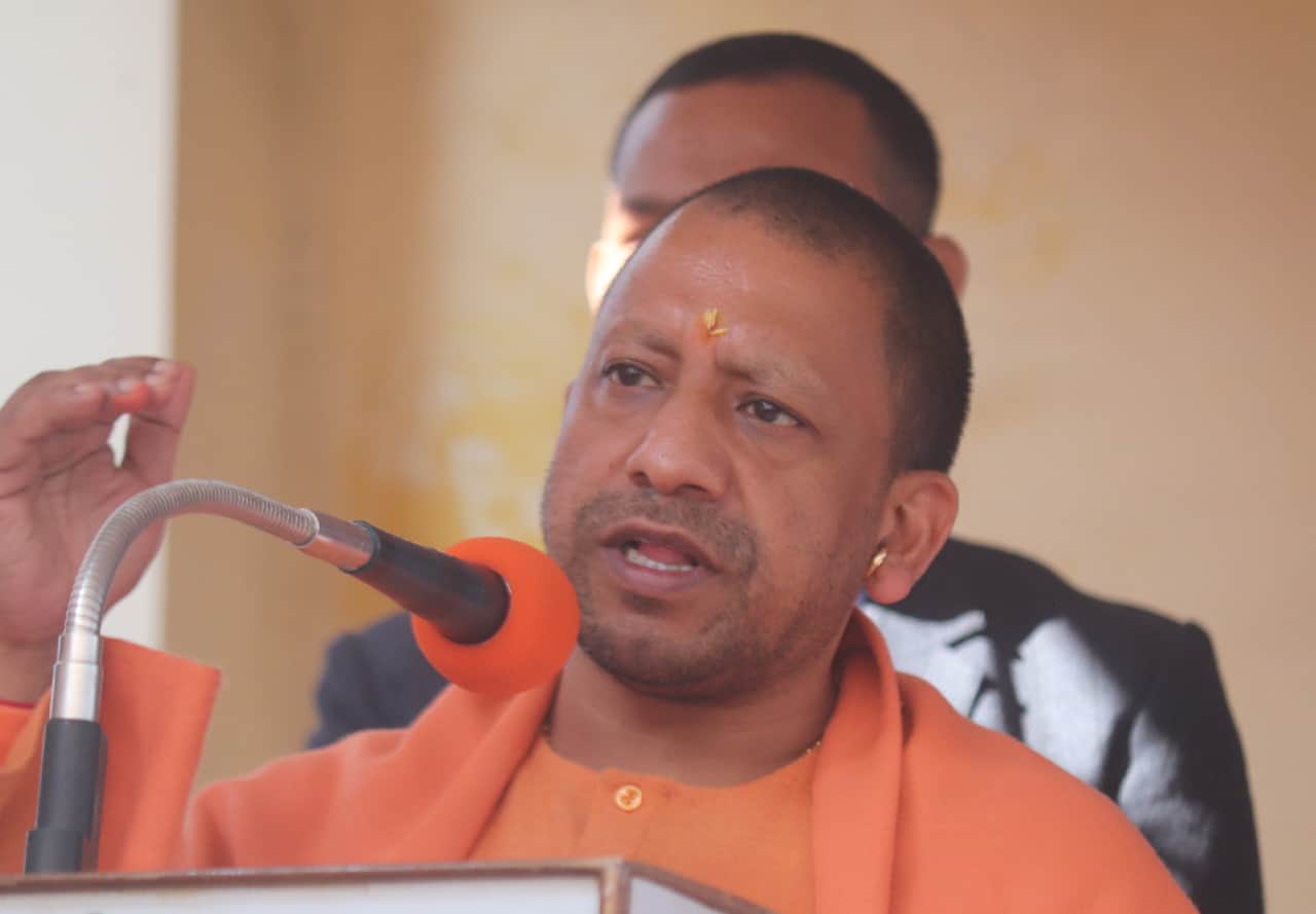 When Yogi Adityanath showed angry mood on SSP for first time