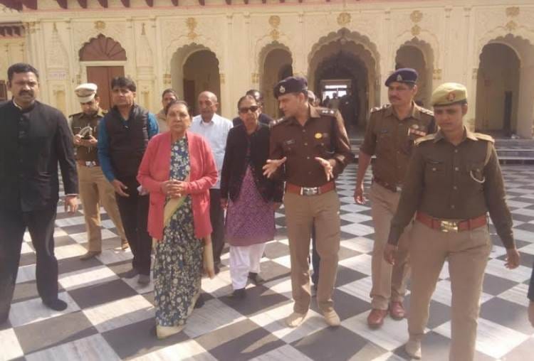 UP governor anandiben patel reached ayodhya