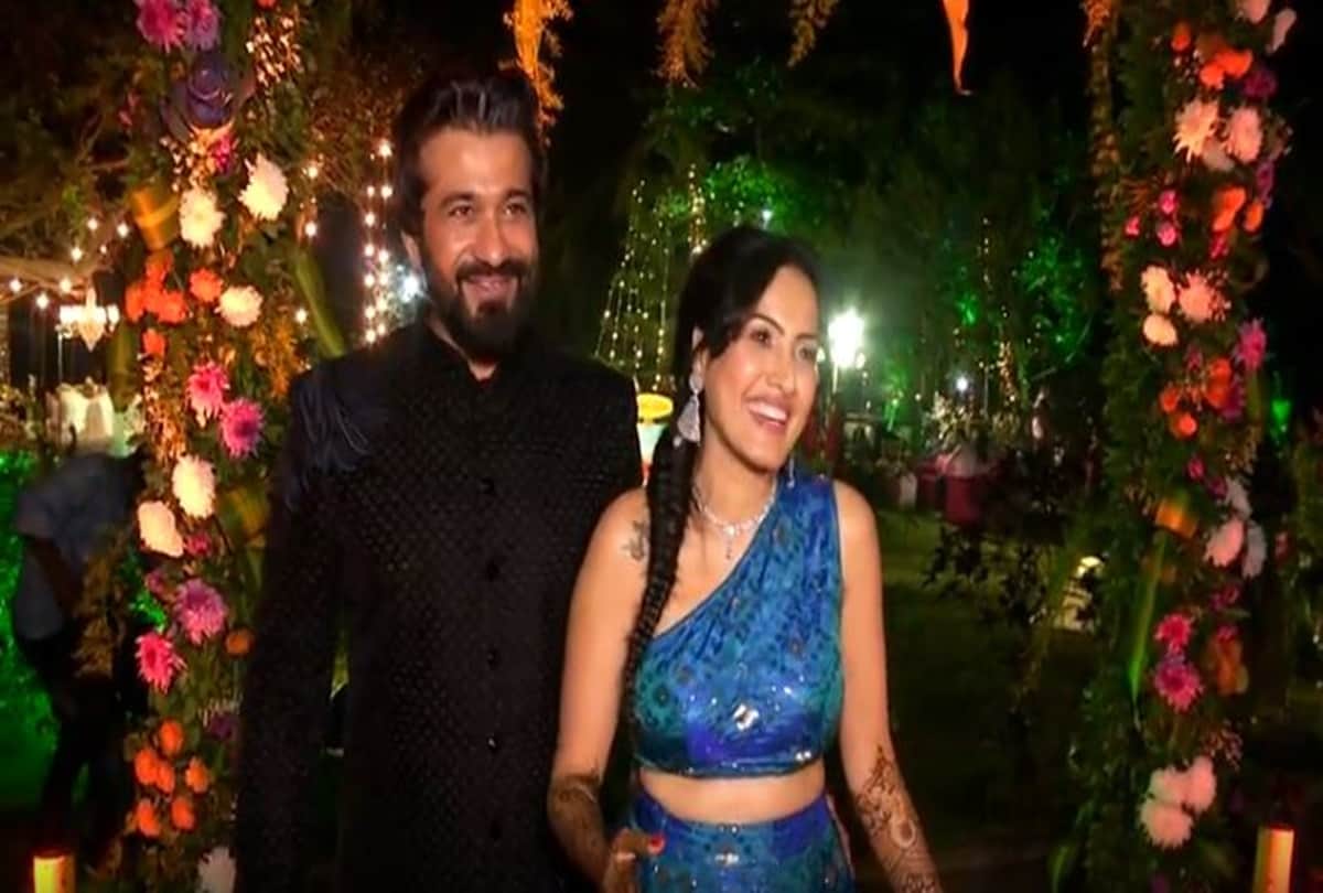 Kamya Panjabi Mehendi Cremony with Kavita Kaushik Suchitra Pillai Pooja Singh Viral Dance