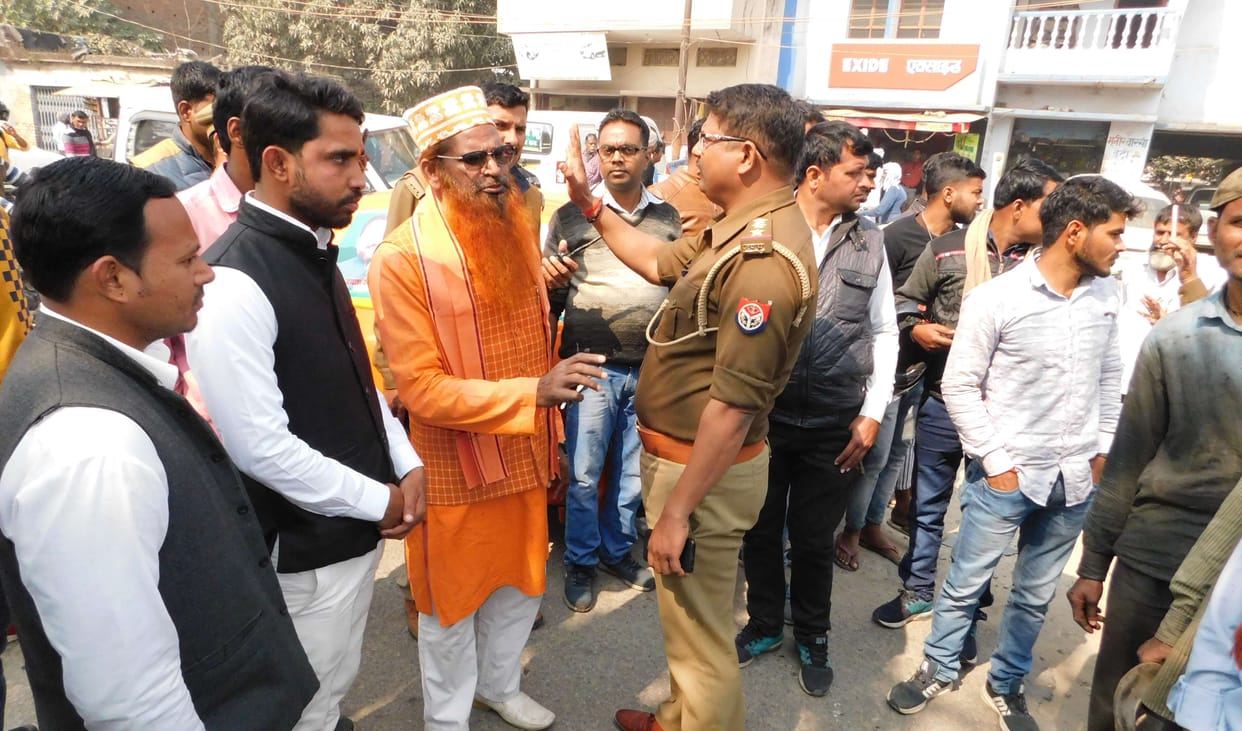 Villagers jammed NH for demanding road construction