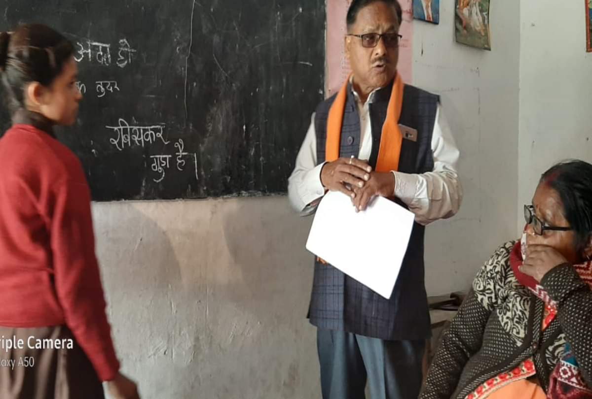 Govt Primary schools Class five students not written 127 or 49 in Gorakhpur