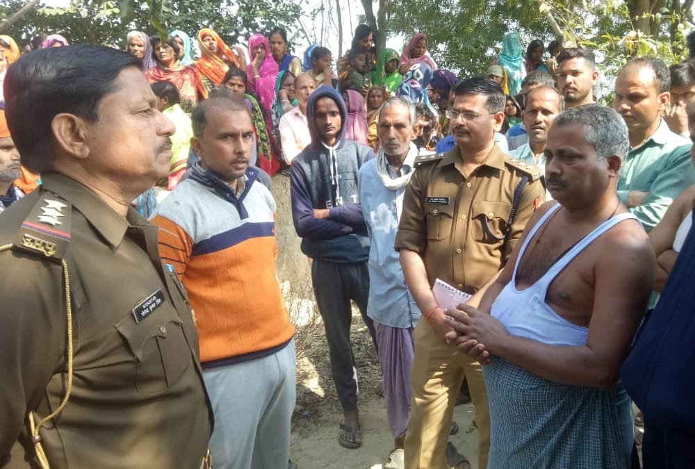 A temple priest Amarnath Tiwari murdered in Bakshi ka Talab in Lucknow.