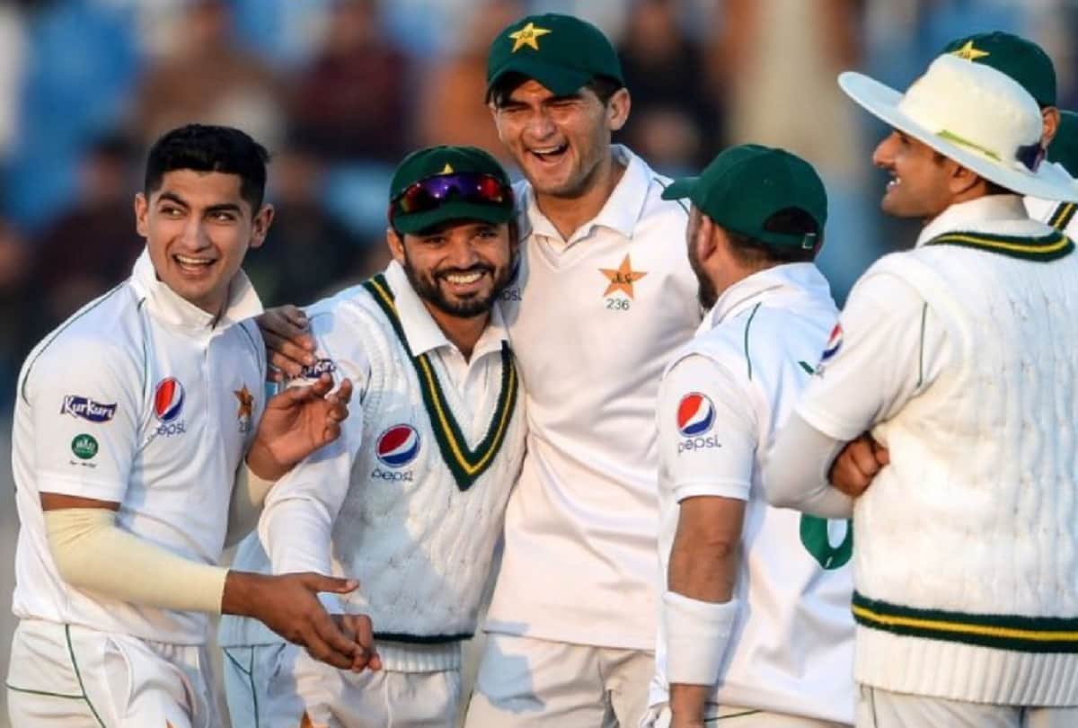 Pakistan current pacers are 17-18 years only on paper, says Mohammad Asif