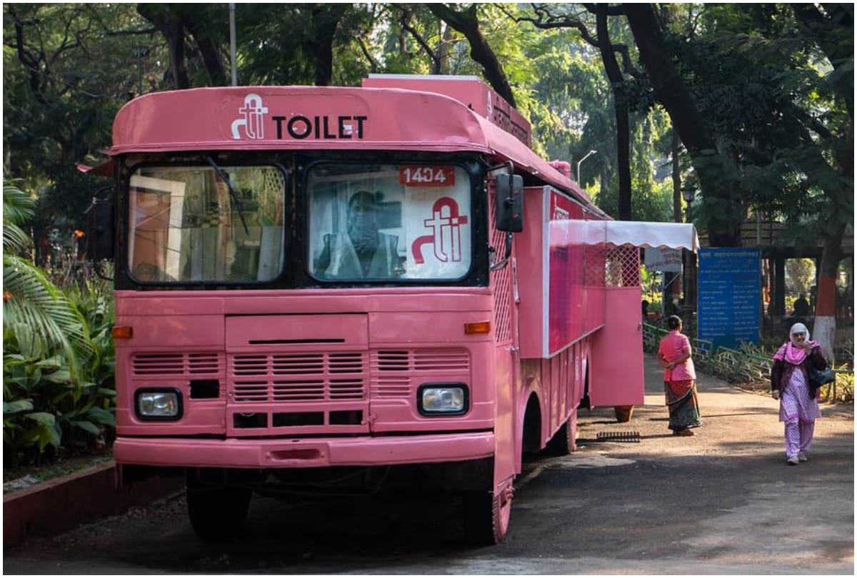 pink bus service in pune for women in india