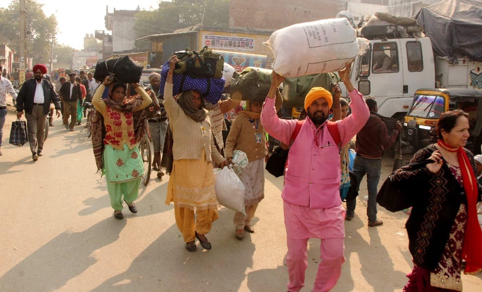 Sant ravidas devotee return his home from varanasi