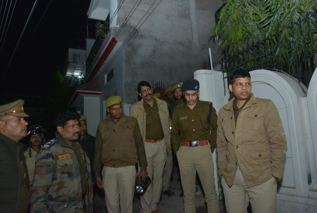sex racket case Girl Jumping From Roof Of Three-Storey House after police raid