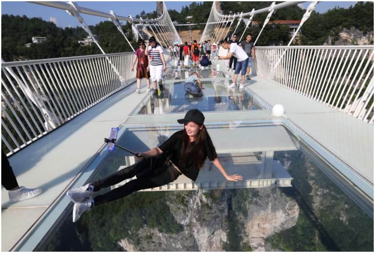 first indian glass floor bridge built in rishikesh