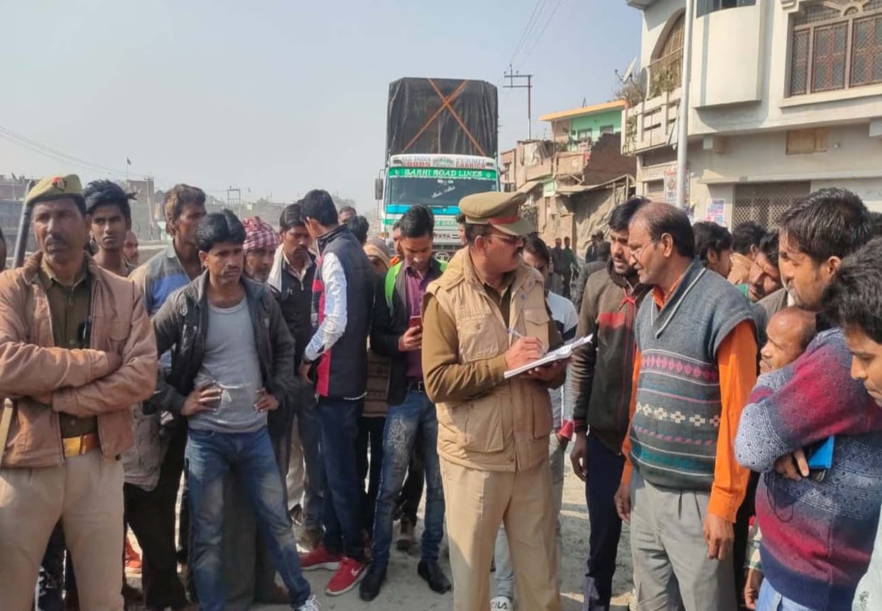 old lady died crushed by roadways bus in jalaun