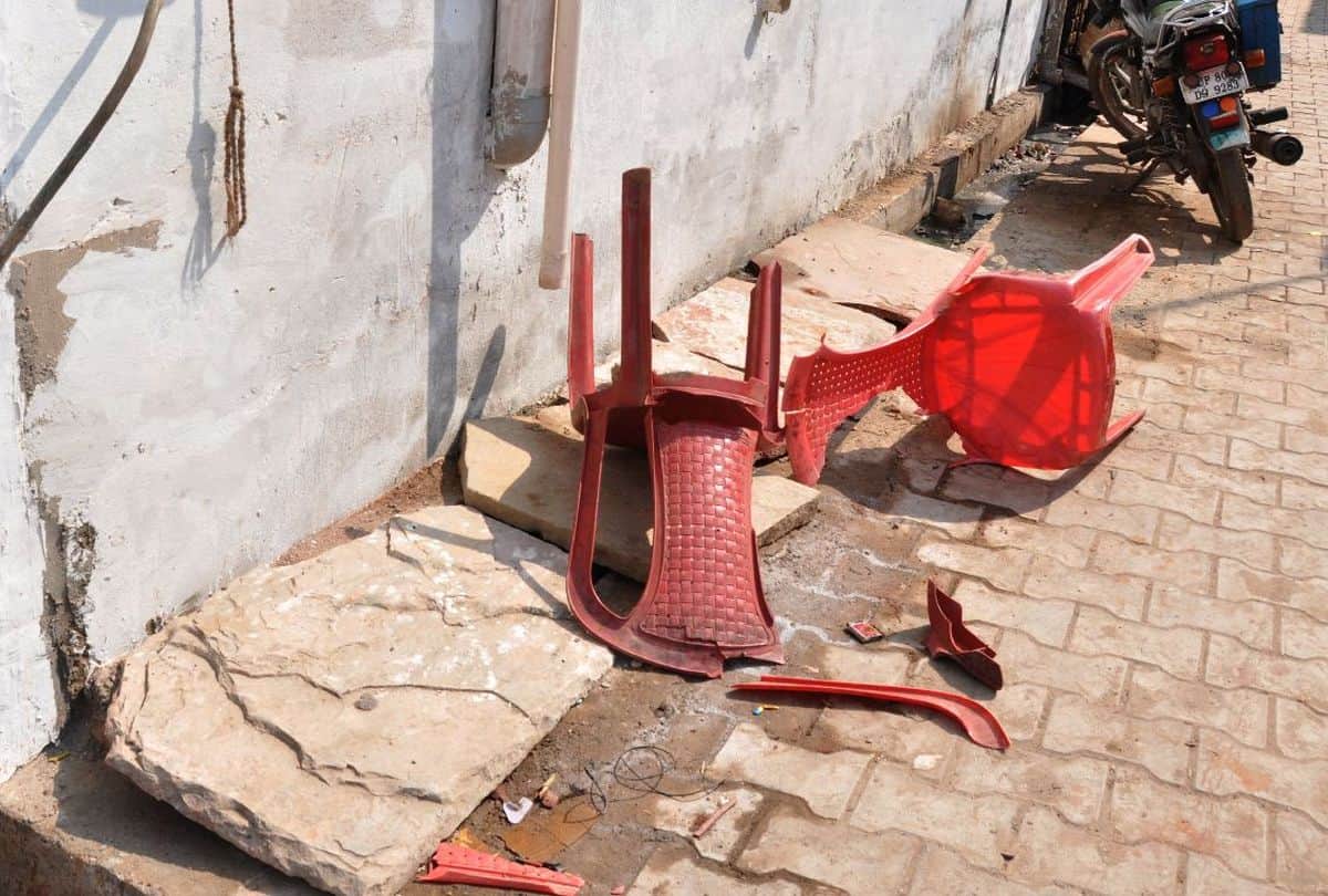 vidai of bride in police security after clashes in agra