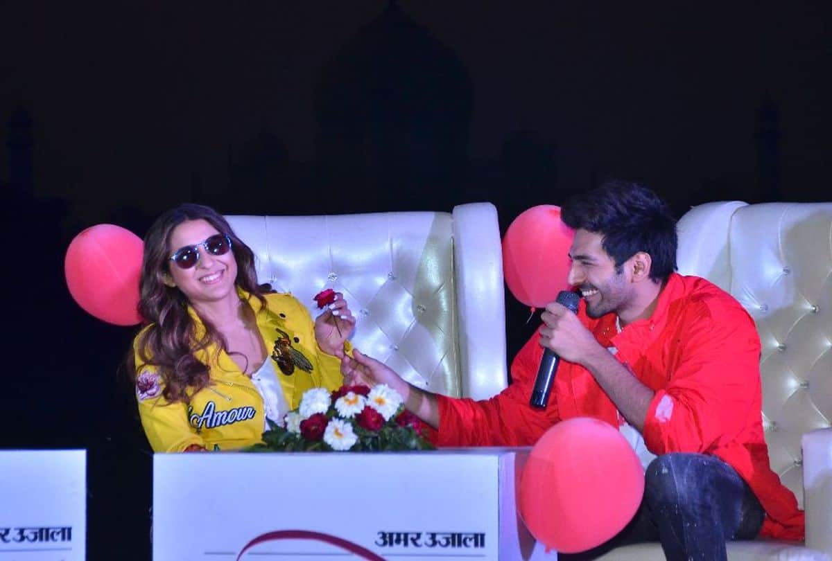 Love Aaj Kal stars kartik Aryaan and Sara Ali Khan visits Taj Mahal