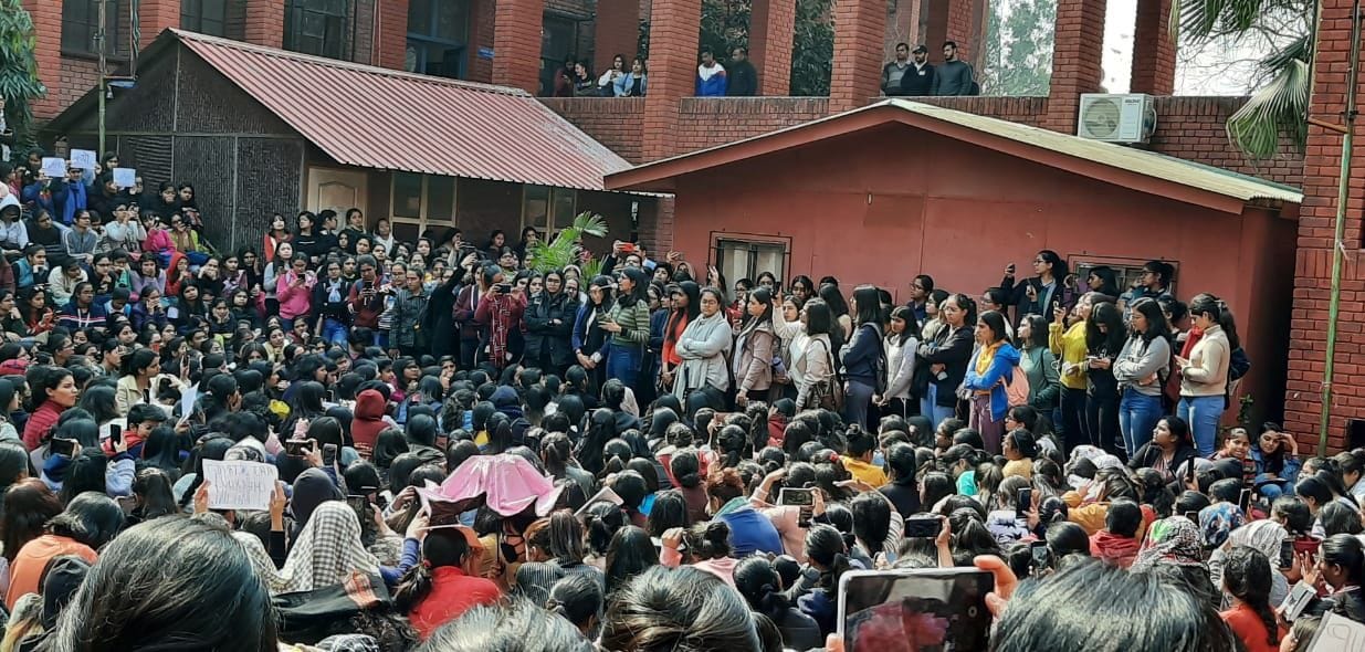 Girl students protest in Gargi College