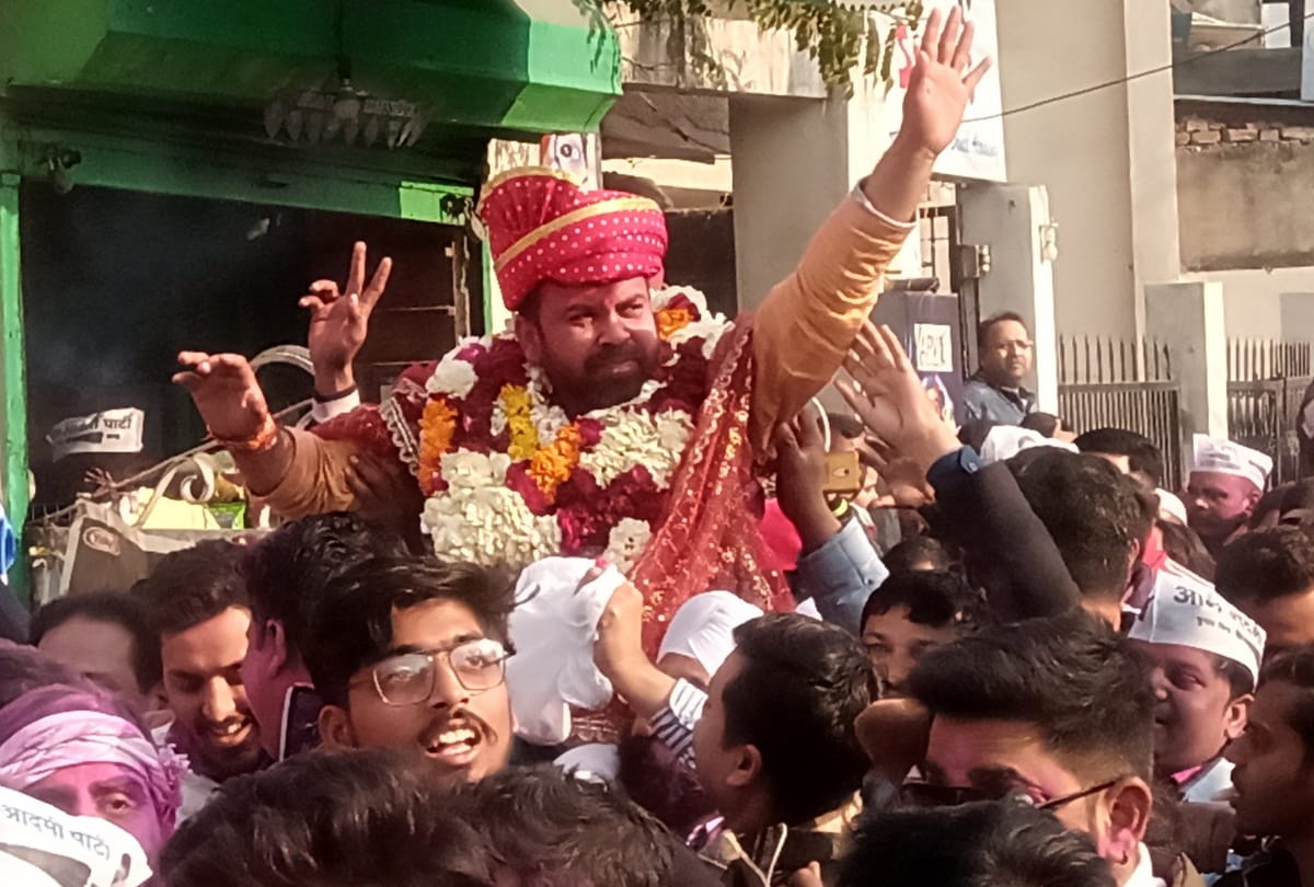AAP MLA Akhilesh pati Tripathi special story after victory on kapil Mishra at Model town area delhi