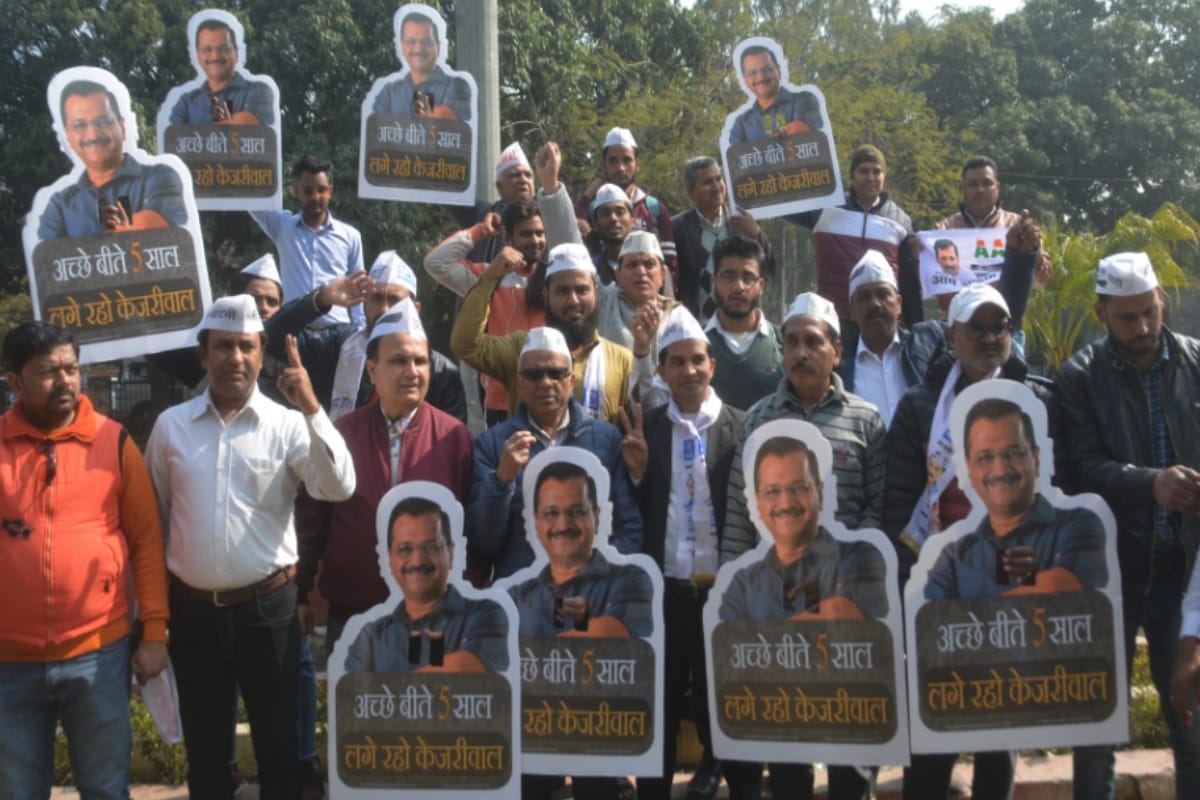 procession took place in the village of AAP MLA after victory, scuffle with Police, lathi charge