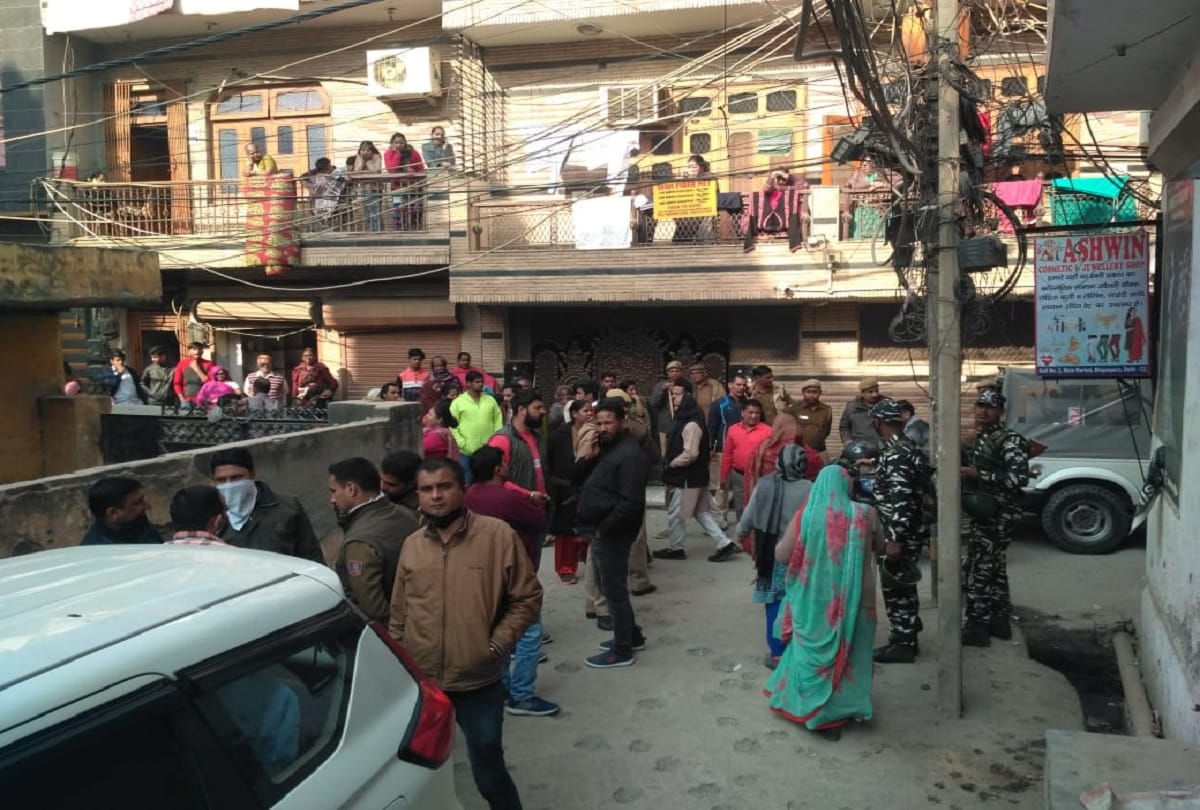 Delhi Bhajanpura News Today: Five deadbodies found in Delhi Bhajanpura house crime news 