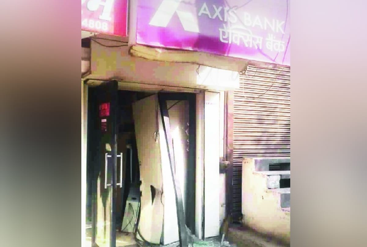 Axis Bank ATM in Faridabad uprooted by crooks