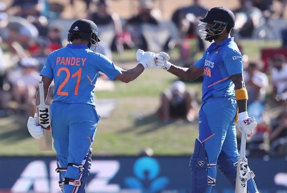 kl rahul, manish pandey converse in Kannada in 3rd ODI against NZ